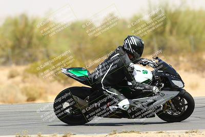 media/Mar-28-2022-Superbike Trackdays (Mon) [[b8603d0f67]]/Advanced Group (1pm-130pm)/Turn 9/